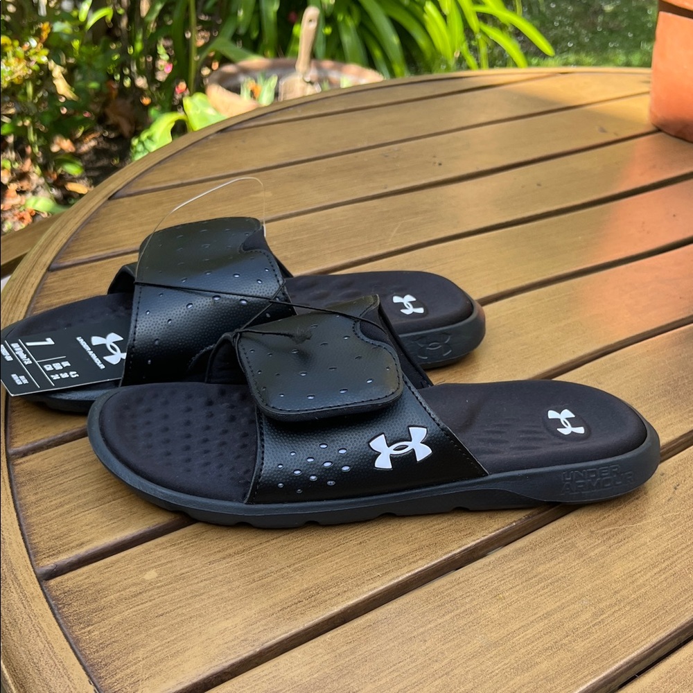 Under Armour Black Slide Sandals with Logo - Picture 3 of 6